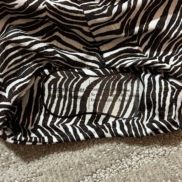 NWT - XL Aila One Piece Frankie Safari Print Swimsuit - Picture 6 of 9